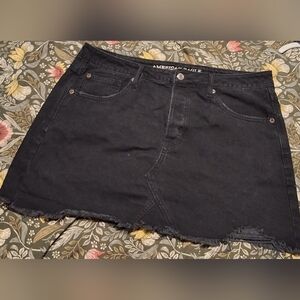 American Eagle Black Denim Mini Skirt Distressed Frayed High Waist M